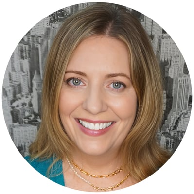 headshots-circlesMartha-1